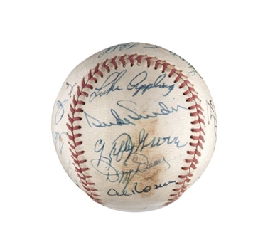 Hall of Famers & Stars Multi-Signed Baseball With 20 Signatures Including Lefty Grove and Dizzy Dean